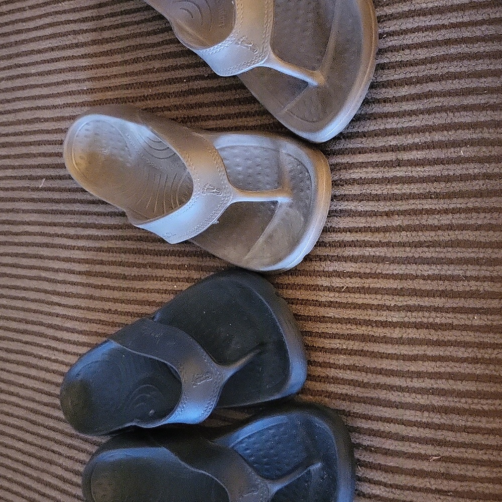 NuuSol Navy Black And Taupe Flip Flops Sandals Womens 7M - Picture 6 of 7